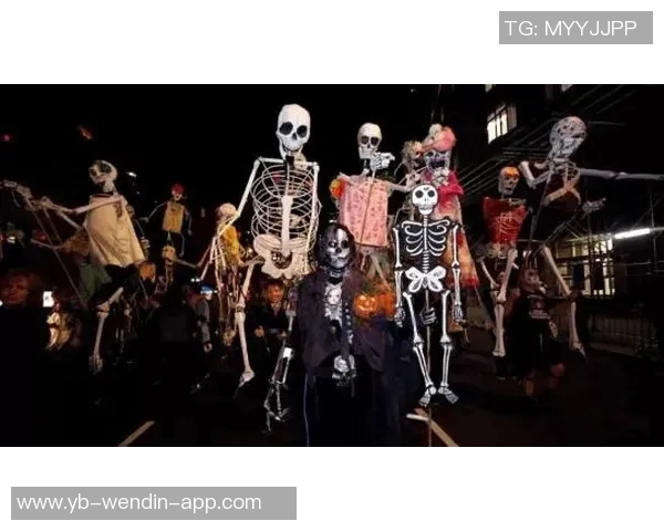 快船主场迎来万圣节派对后首胜续写胜利篇章