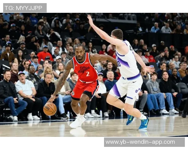 莱昂纳德状态火热近14场场均30分真实命中率超63表现惊艳